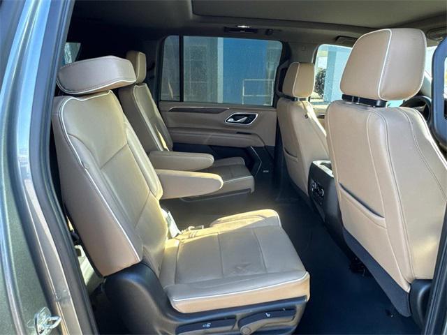 Photo of 2021 Satin Steel Metallic Chevrolet Suburban