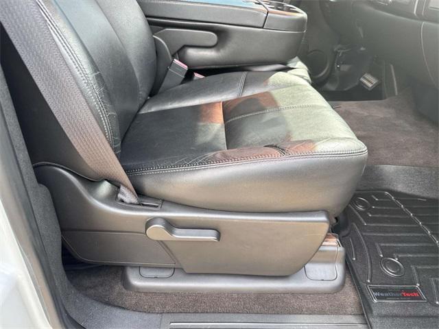 Photo of 2012 Summit White Chevrolet Silverado 2500