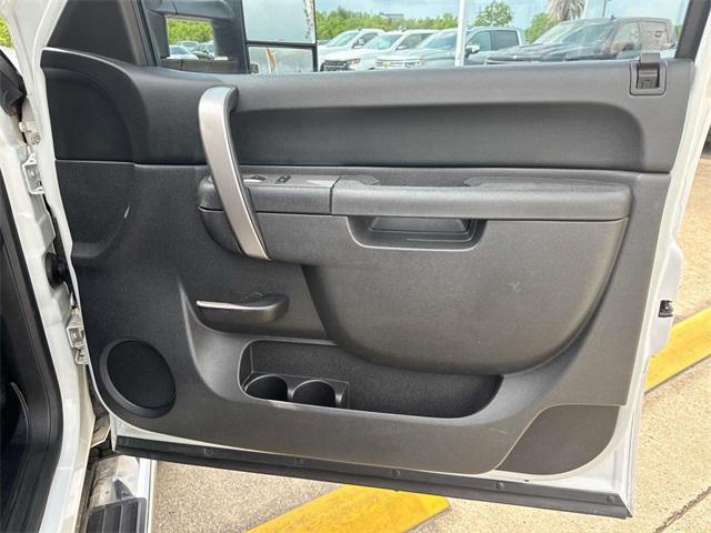 Photo of 2012 Summit White Chevrolet Silverado 2500