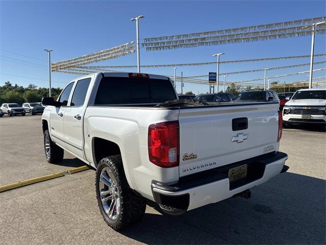 Photo of 2018 Iridescent Pearl Tricoat Chevrolet Silverado 1500