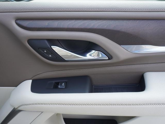 Photo of 2021 Summit White GMC Yukon