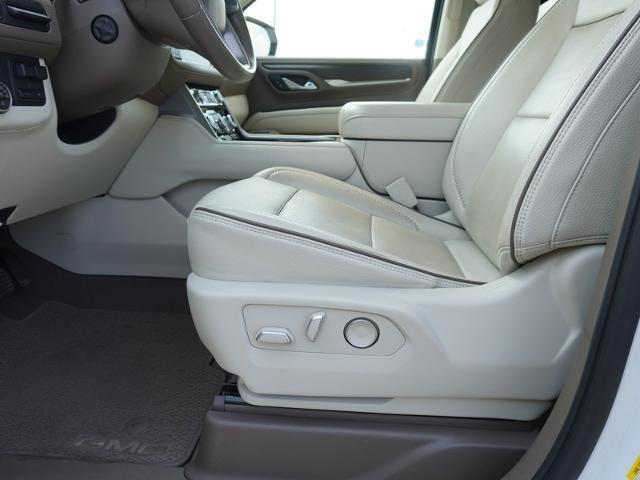 Photo of 2021 Summit White GMC Yukon