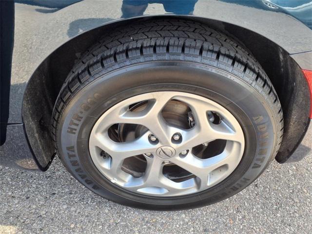 Photo of 2023 Fathom Blue Pearlcoat Chrysler Pacifica