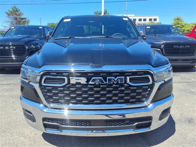 Photo of 2025 Diamond Black Crystal Pearlcoat RAM 1500