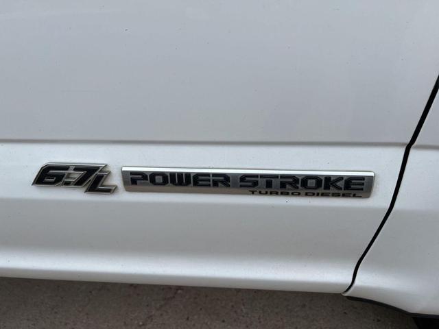 Photo of 2019 Oxford White Ford F-250