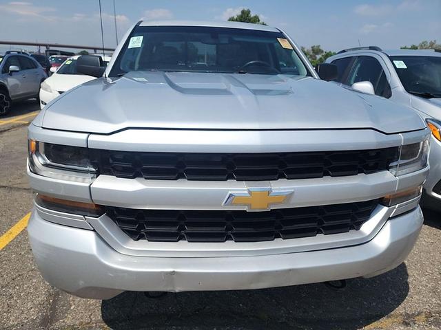 Photo of 2017 Silver Ice Metallic Chevrolet Silverado 1500