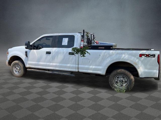 Photo of 2022 Oxford White Ford F-250