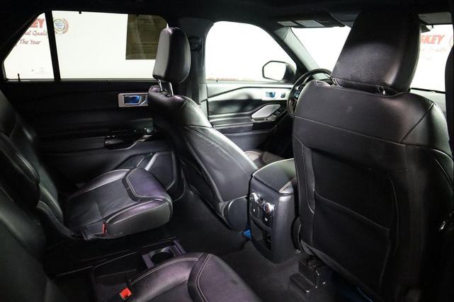 Photo of 2021 Rapid Red Metallic Tinted Clearcoat Ford Explorer