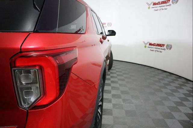 Photo of 2021 Rapid Red Metallic Tinted Clearcoat Ford Explorer