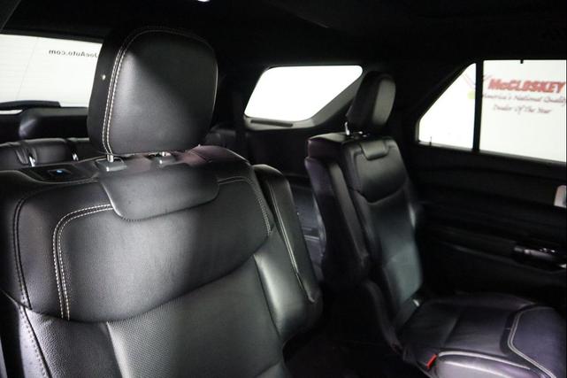 Photo of 2021 Rapid Red Metallic Tinted Clearcoat Ford Explorer