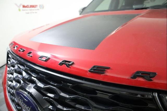Photo of 2021 Rapid Red Metallic Tinted Clearcoat Ford Explorer