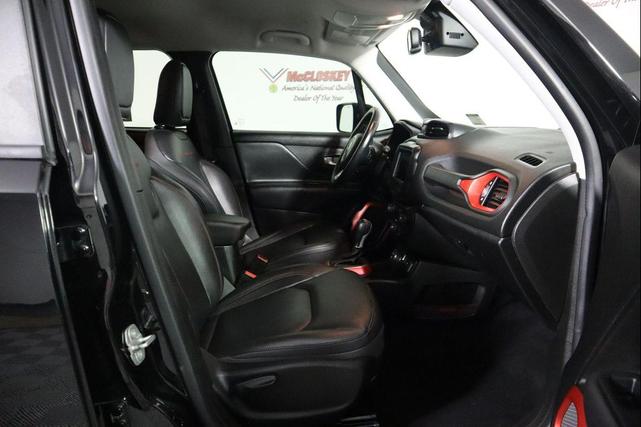 Photo of 2018 Black Jeep Renegade