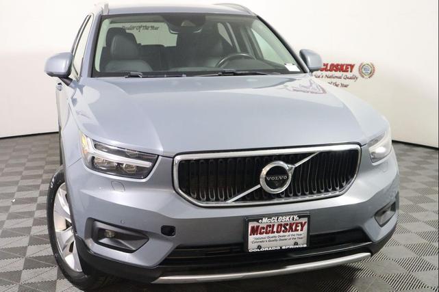 Photo of 2021 Thunder Grey Metallic Volvo XC40