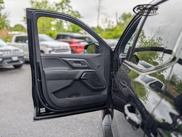 Photo of 2025 Black Chevrolet Silverado EV