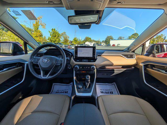 Photo of 2022 Black Toyota RAV4