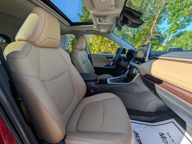 Photo of 2022 Black Toyota RAV4