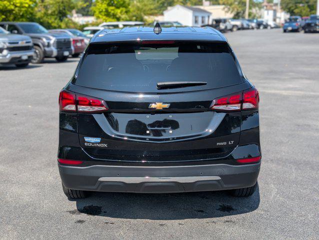 Photo of 2023 Mosaic Black Metallic Chevrolet Equinox