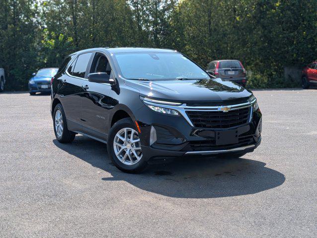 Photo of 2023 Mosaic Black Metallic Chevrolet Equinox