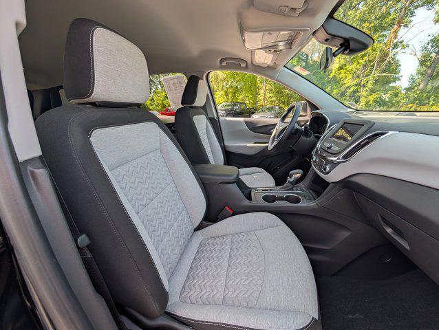 Photo of 2023 Mosaic Black Metallic Chevrolet Equinox