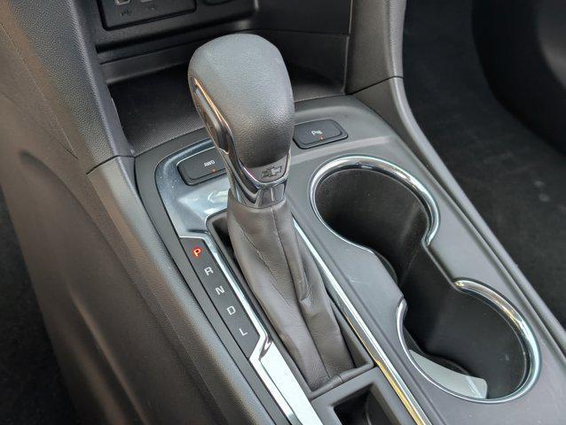 Photo of 2023 Mosaic Black Metallic Chevrolet Equinox
