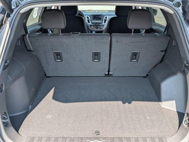 Photo of 2023 Mosaic Black Metallic Chevrolet Equinox