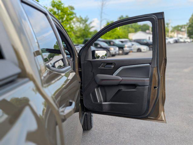 Photo of 2023 Harvest Bronze Metallic Chevrolet Colorado
