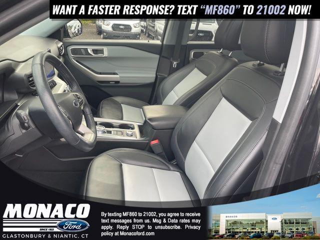 Photo of 2022 Agate Black Metallic Ford Explorer
