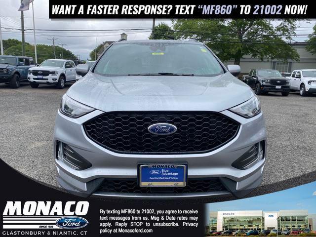 Photo of 2022 Iconic Silver Metallic Ford Edge