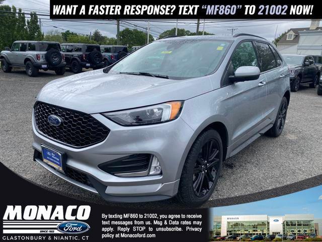 Photo of 2022 Iconic Silver Metallic Ford Edge