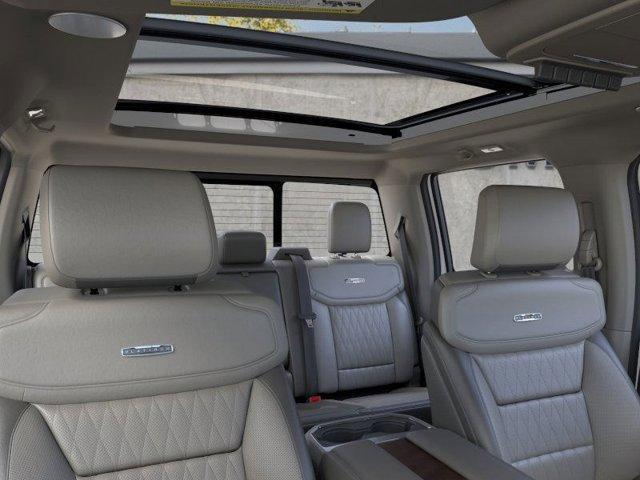 Photo of 2025 Star White Ford F-350