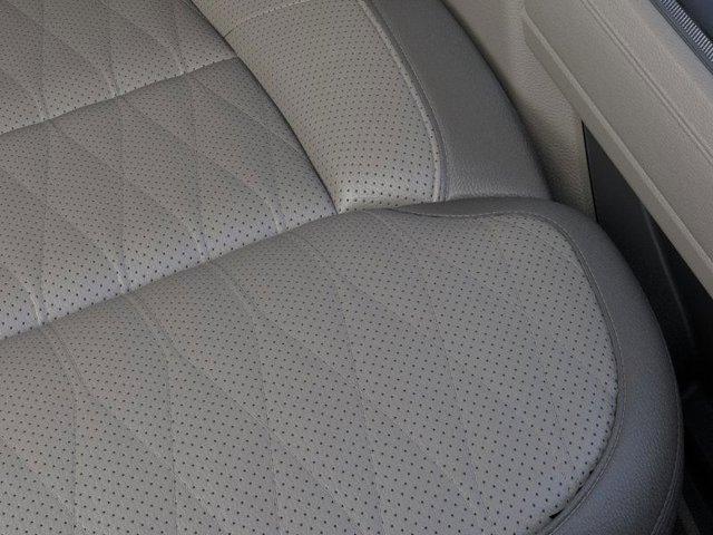 Photo of 2025 Star White Ford F-350