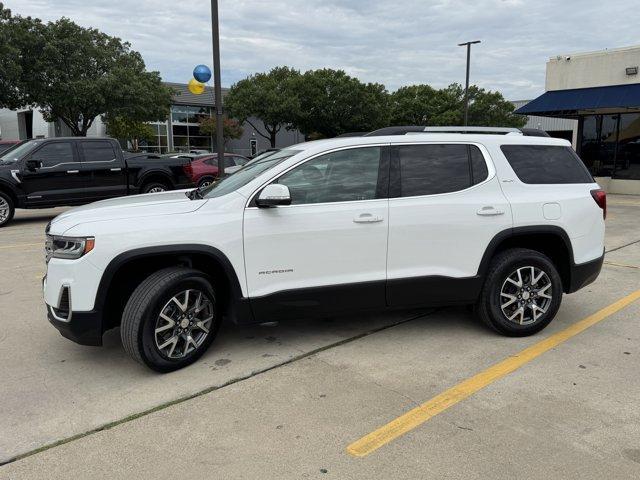 Photo of 2023 Summit White GMC Acadia