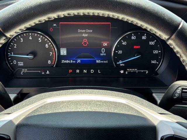 Photo of 2023 Star White Ford Explorer