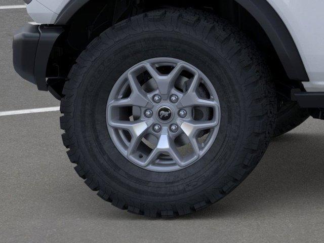 Photo of 2025 Oxford White Ford Bronco
