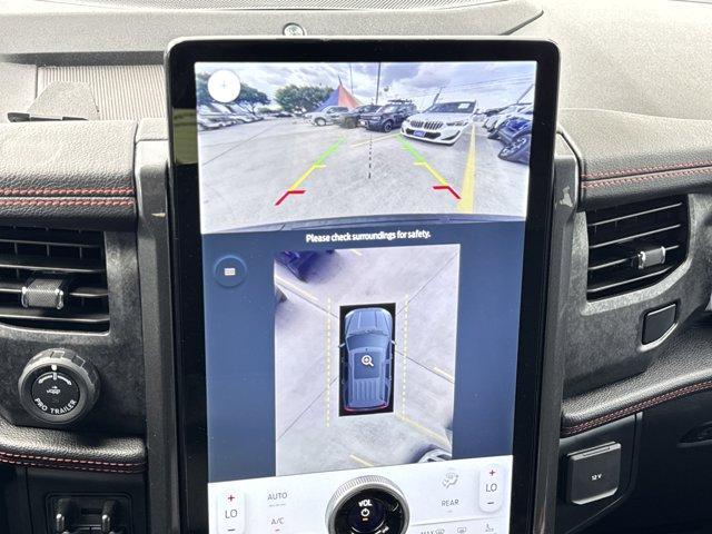 Photo of 2023 Agate Black Metallic Ford Expedition