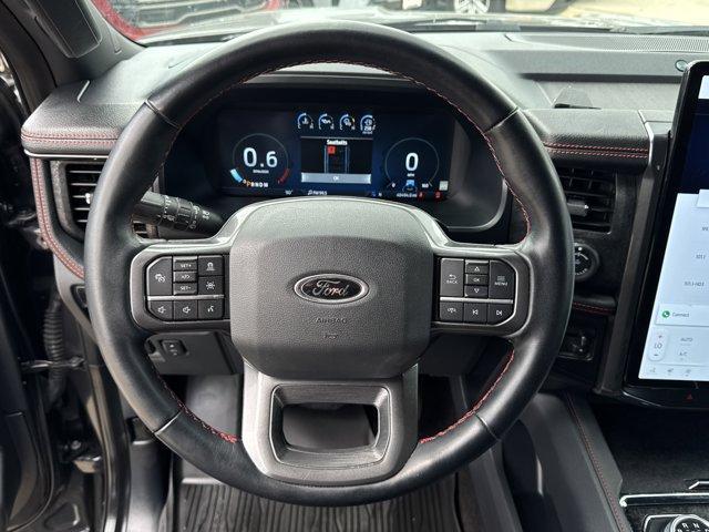 Photo of 2023 Agate Black Metallic Ford Expedition