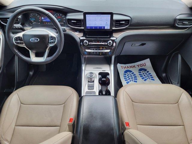 Photo of 2023 Agate Black Metallic Ford Explorer