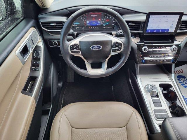 Photo of 2023 Agate Black Metallic Ford Explorer