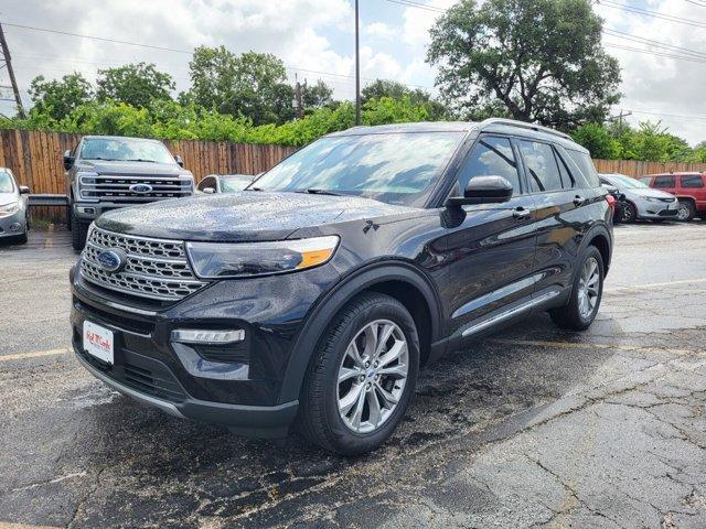 Photo of 2023 Agate Black Metallic Ford Explorer