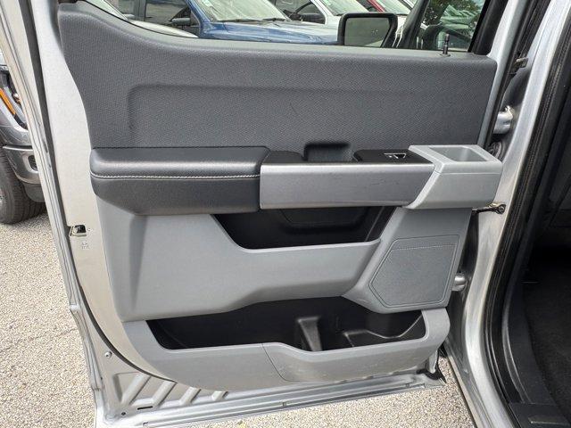 Photo of 2023 Iconic Silver Metallic Ford F-150
