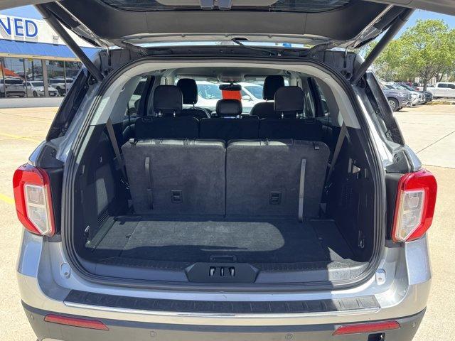 Photo of 2024 Iconic Silver Metallic Ford Explorer