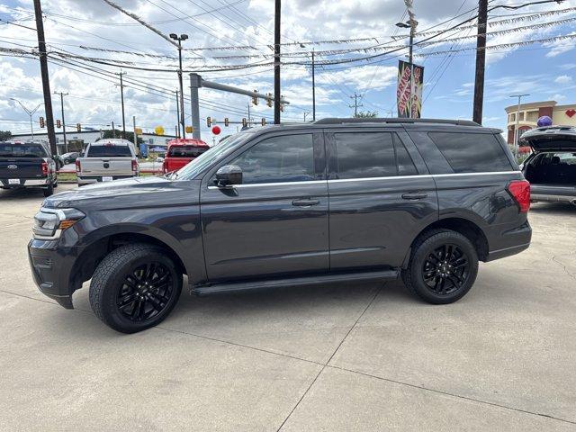 Photo of 2022 Dark Matter Metallic Ford Expedition