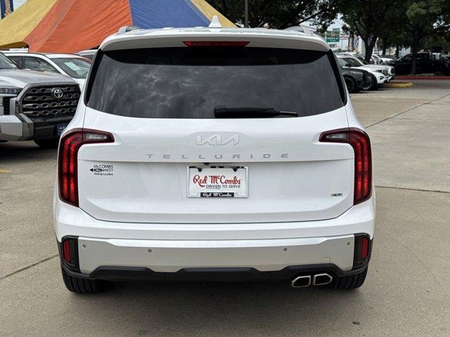 Photo of 2024 Glacial White Pearl Kia Telluride
