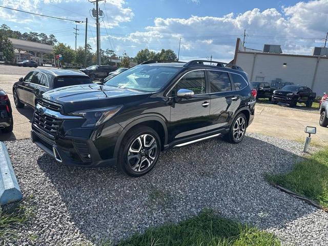 Photo of 2023 Crystal Black Silica Subaru Ascent