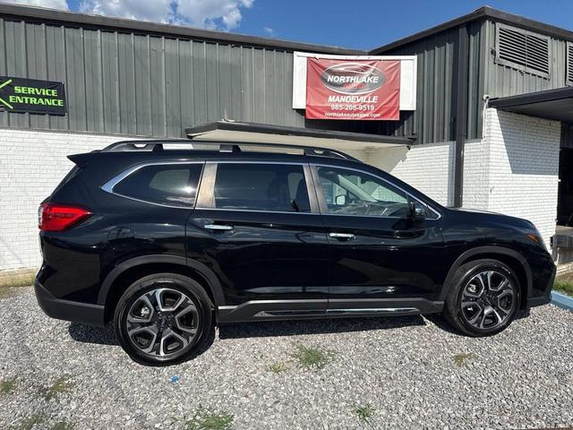 Photo of 2023 Crystal Black Silica Subaru Ascent