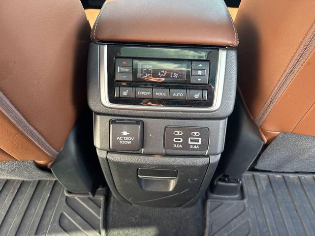 Photo of 2023 Crystal Black Silica Subaru Ascent