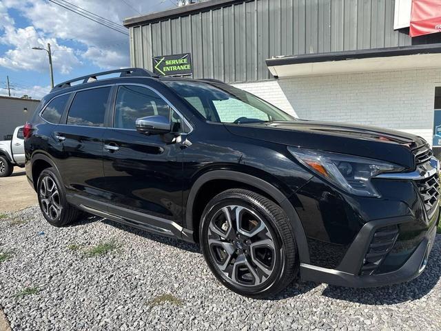 Photo of 2023 Crystal Black Silica Subaru Ascent