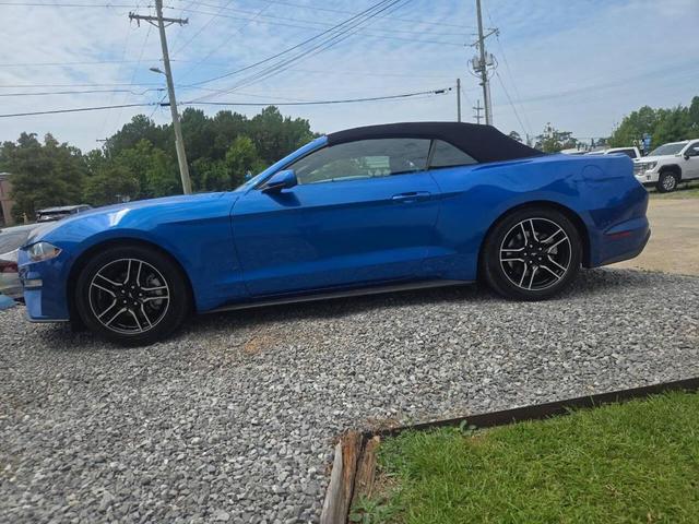 Photo of 2021 Velocity Blue Metallic Ford Mustang