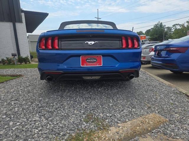 Photo of 2021 Velocity Blue Metallic Ford Mustang