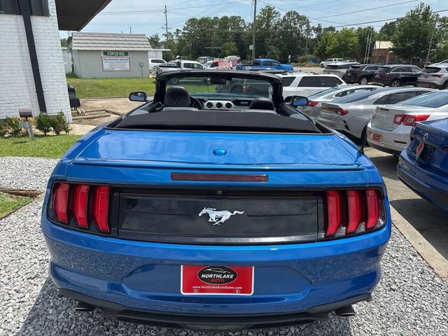 Photo of 2021 Velocity Blue Metallic Ford Mustang